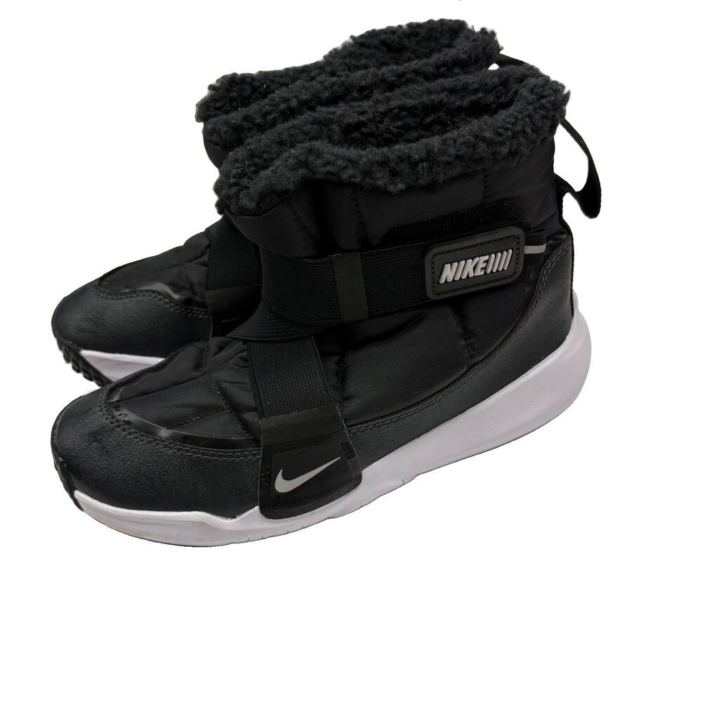 Nike Flex Advance Boot (PS). Brand New. Kids Size: 2